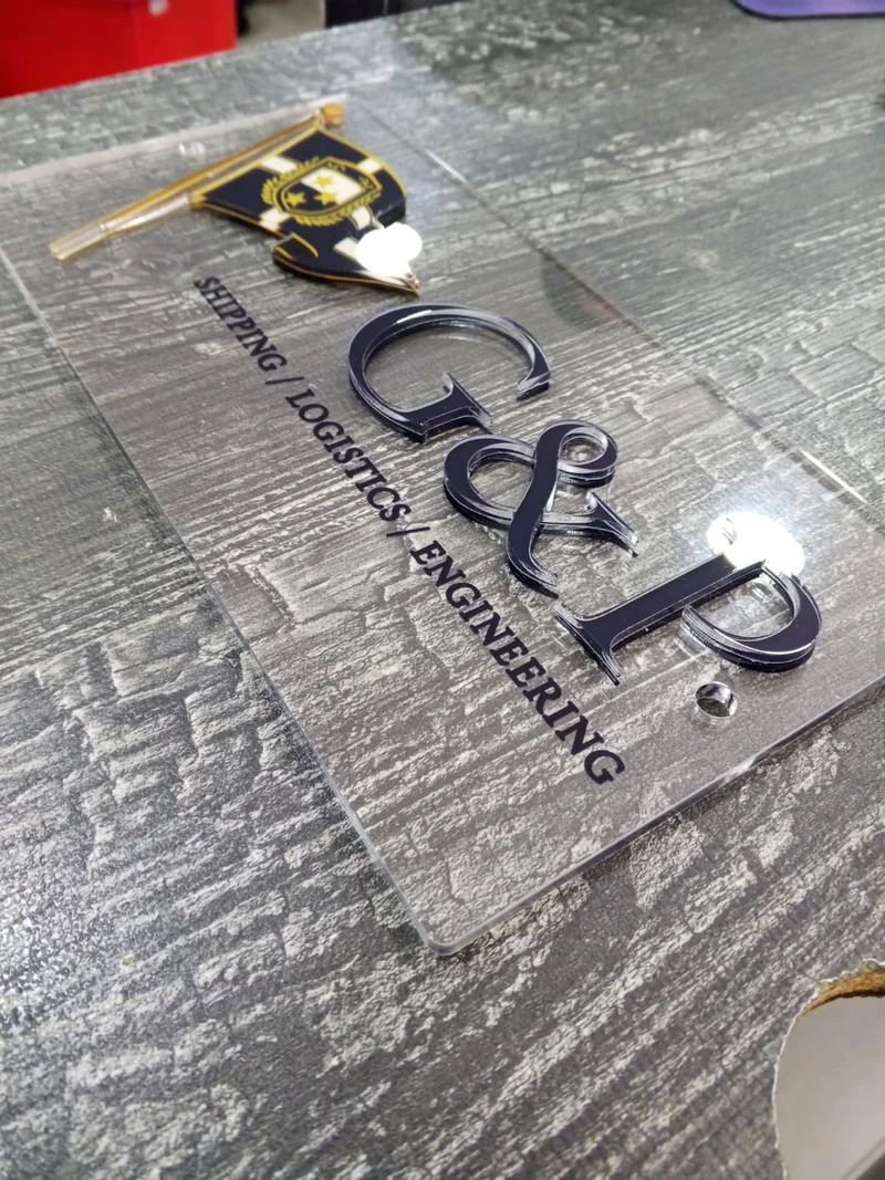 Aviso acrílico personalizado de la colección original.