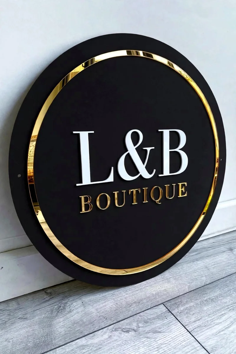 Aviso circular personalizado para boutique.